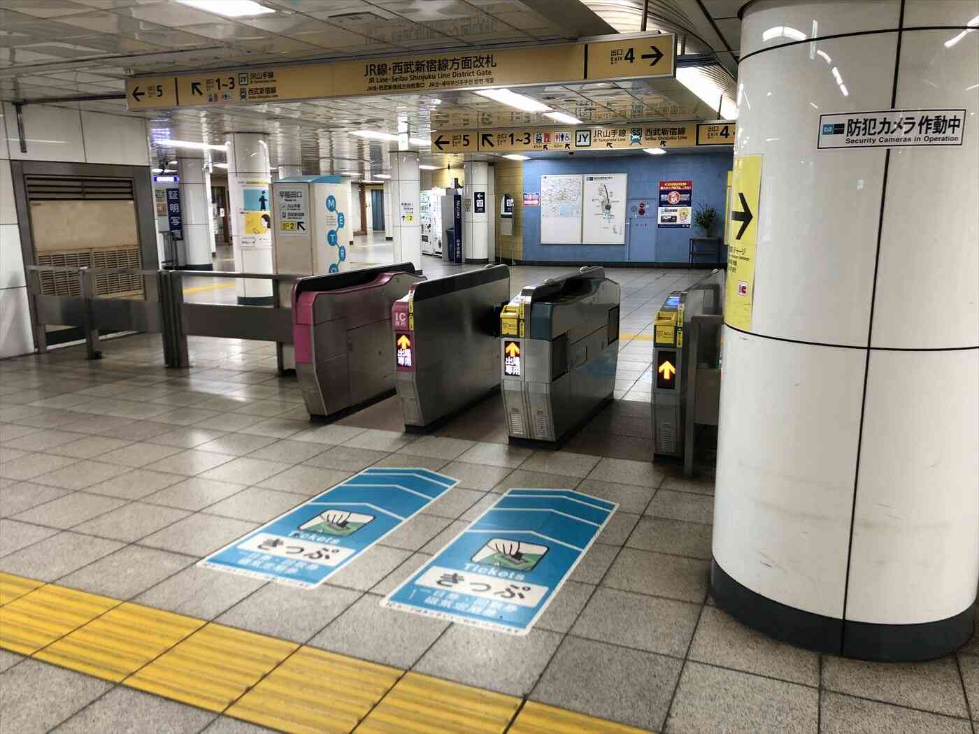 高田馬場駅：ＪＲ線・西武新宿線方面改札（１番線ホームからエレベーター利用時）