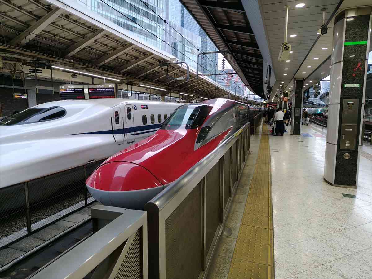 ＪＲ東日本Ｅ６系新幹線電車（はやぶさ号・やまびこ号・こまち号）