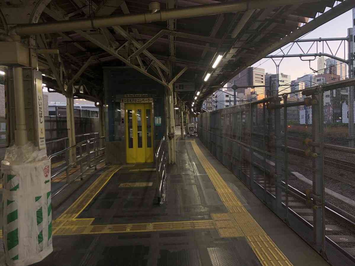 JR飯田橋駅:東口改札行きエレベーター